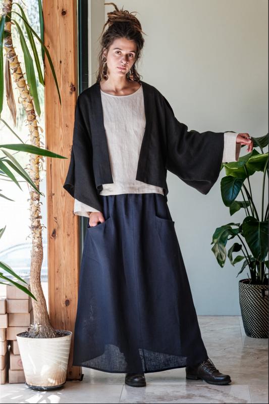 mapaya-navy-skirt_2.jpg